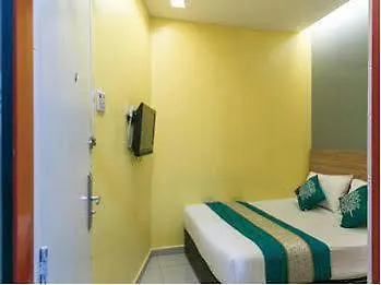 Oyo Rooms Sri Petaling Kuala Lumpur Malezya